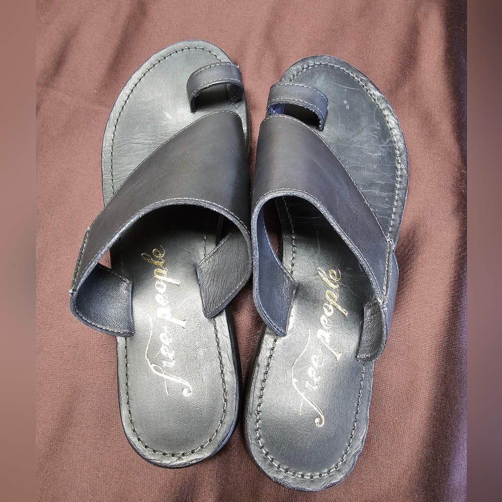 Free People Sant Antoni Slide Sandals Black Size 37 (US 6.5-7) - Picture 4 of 6